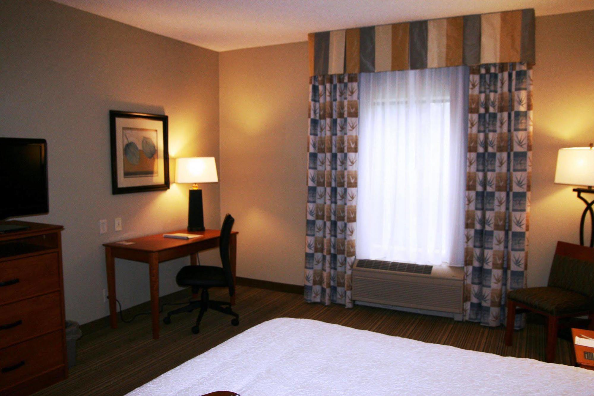 Hampton Inn Laporte La Porte Dış mekan fotoğraf